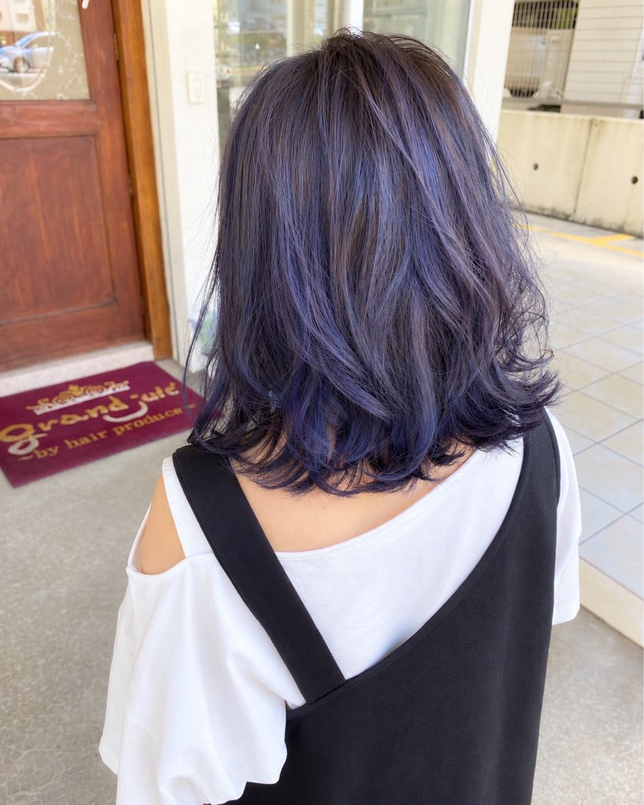 ミディアム カラー イルミナカラー カット ヘアカラー grand juteのヘアスタイル