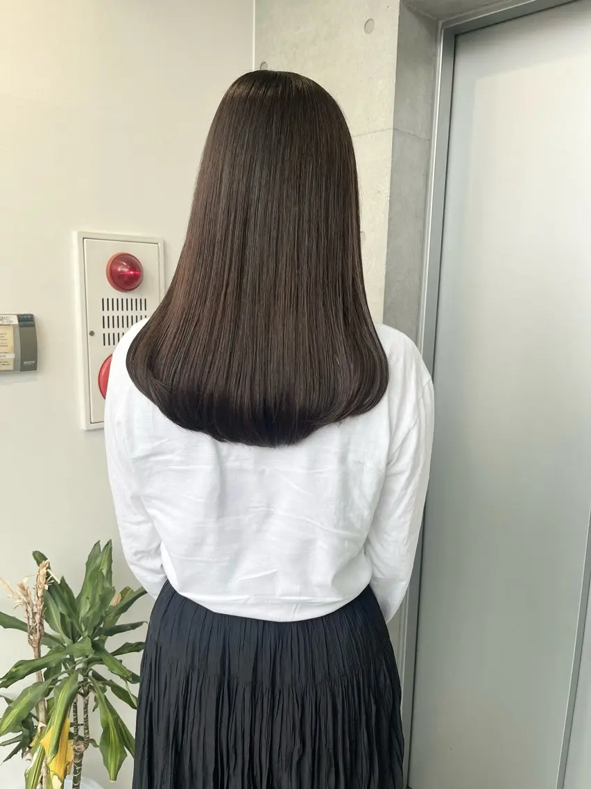 ロング カラー パーマ ヘアアレンジ カット ヘアカラー トリートメント 透明感/オリーブ/ グレージュ/YUKAのヘアスタイル