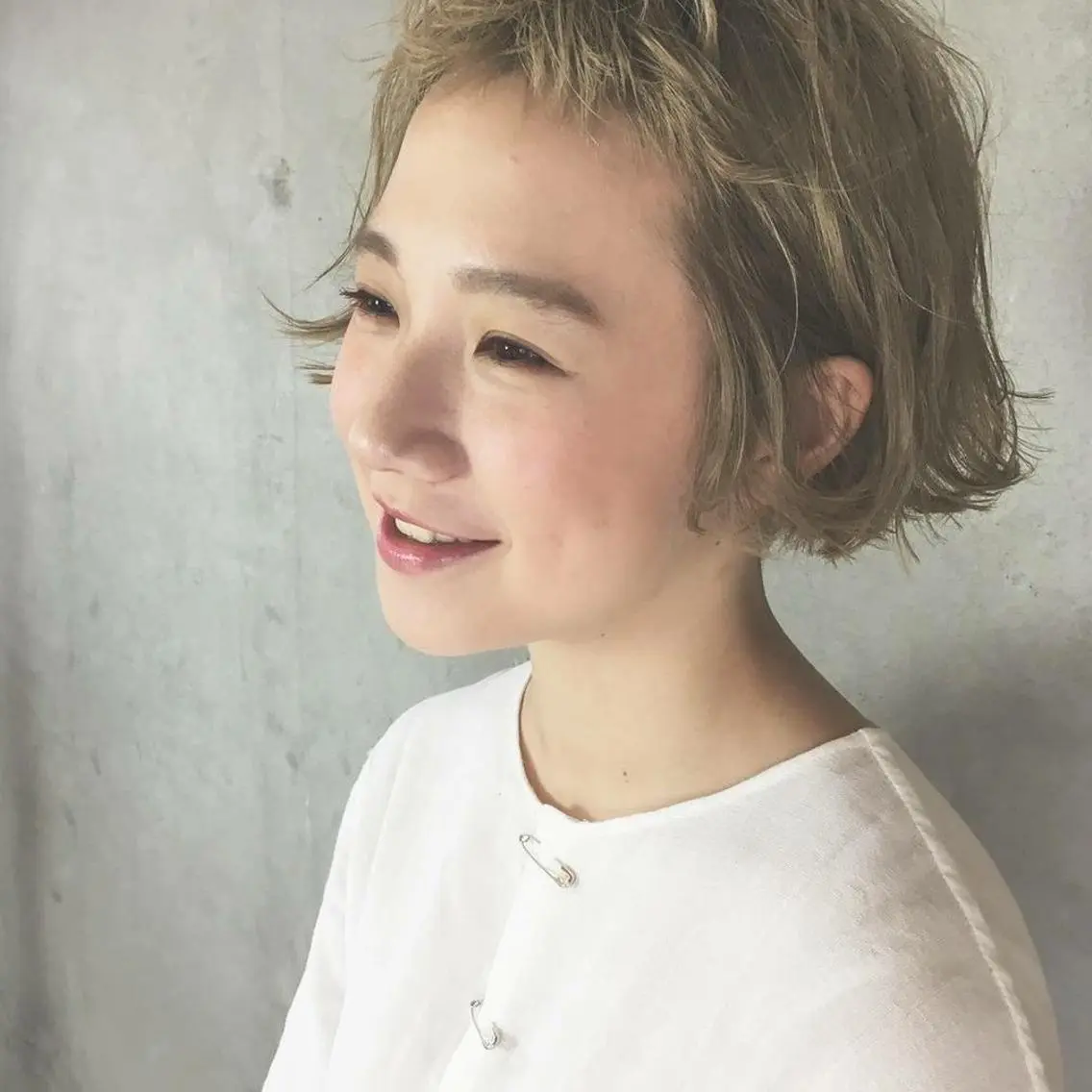 ショート カラー ダブルカラー ハイトーンカラー ボブ ヘアカラー トリートメント coii コイ【原宿/表参道】のヘアスタイル