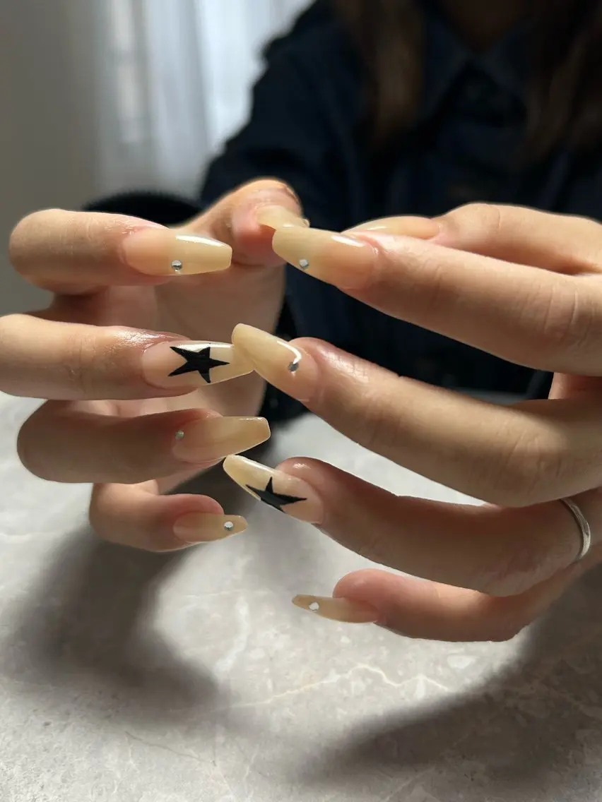 ネイル ハンドネイル RYAURA NAILのネイルデザイン
