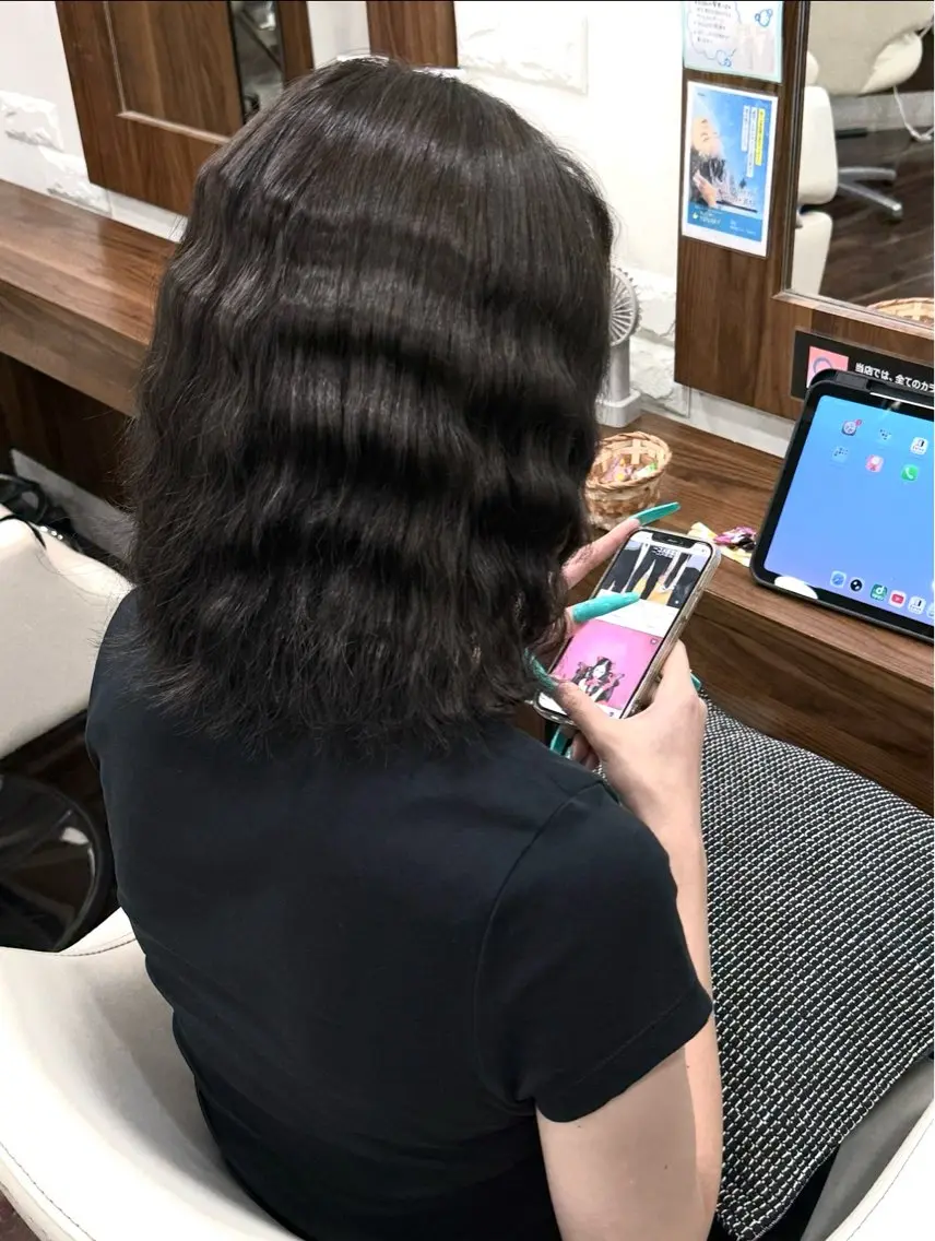 ミディアム カラー ダークグレー ダークグレージュ グレージュ ヘアカラー モデル募集中🎀／ 宮川桃歌のヘアスタイル