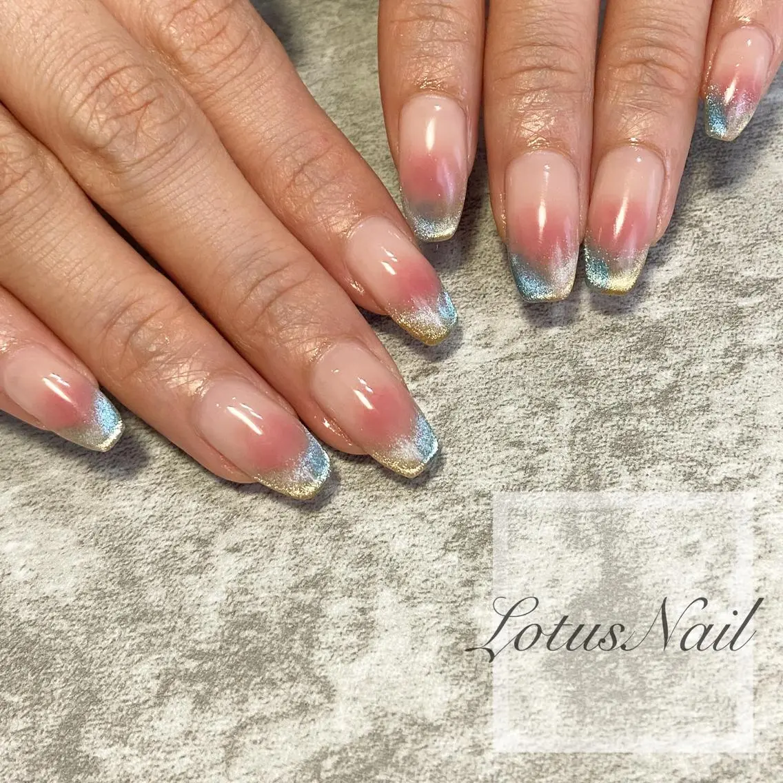 ネイル フレンチネイル マグネットネイル マグネットフレンチ ハンドネイル Lotus Nailのネイルデザイン