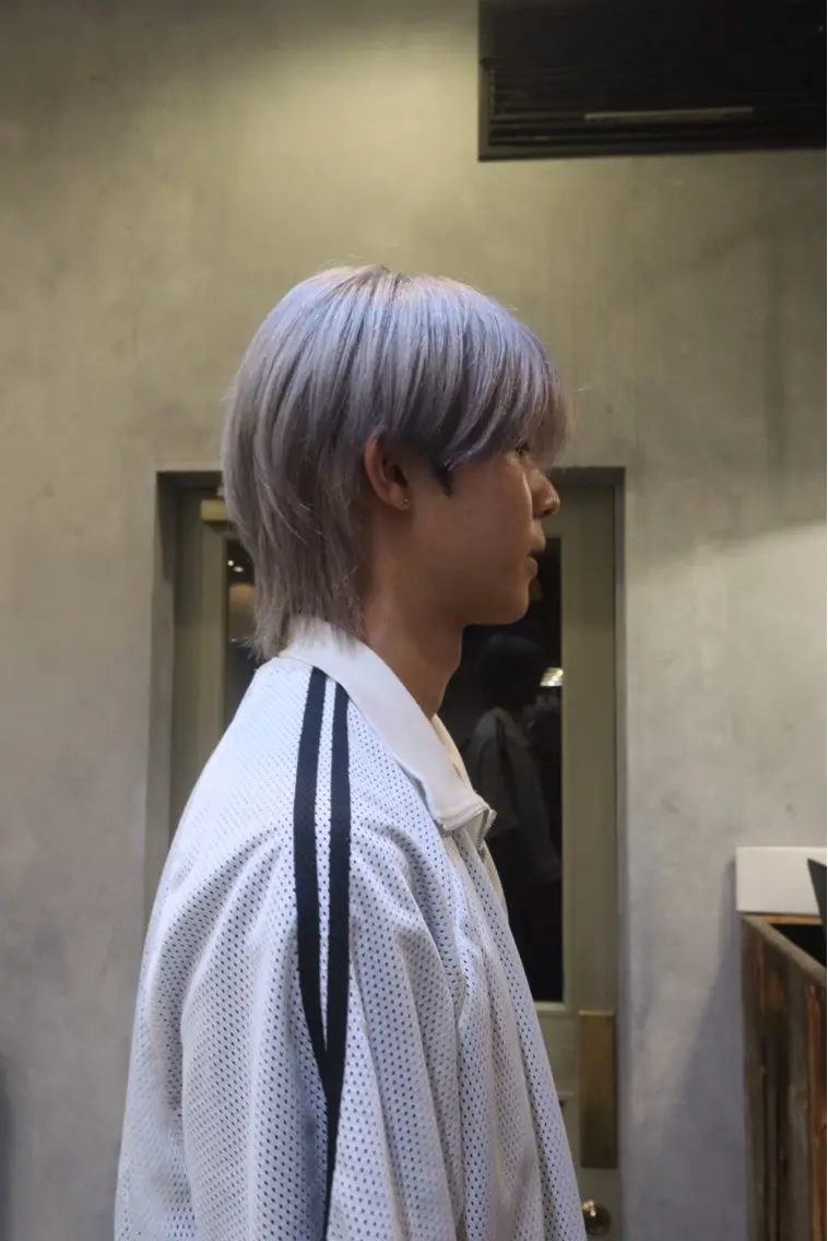 カラー シルバー 庄司 慎之介のヘアスタイル