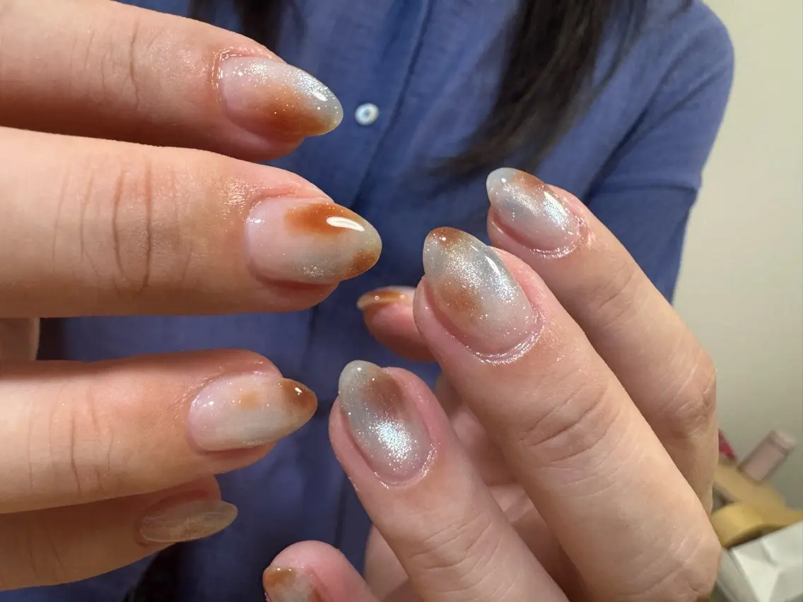 ネイル マグネットネイル ニュアンスネイル ハンドネイル tsumeasobi 🪬macoのネイルデザイン