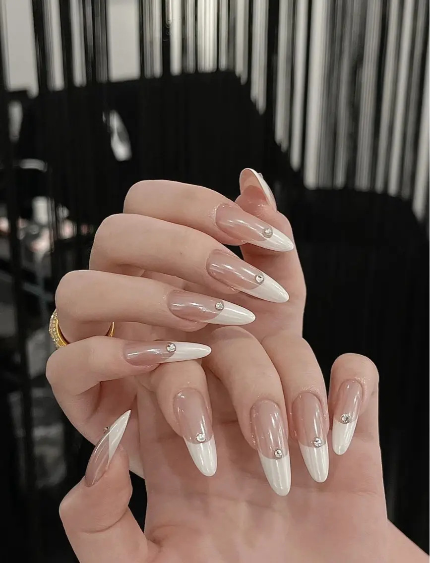 ネイル ハート 韓国ネイル オフィスネイル ワンカラーネイル シンプルネイル Lynn_ Nailのネイルデザイン