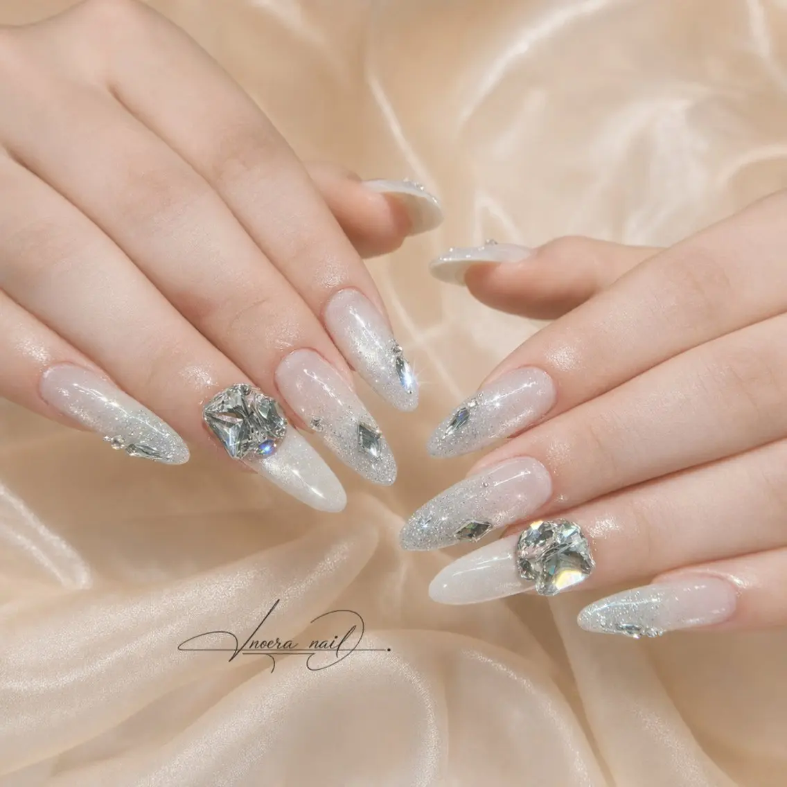 ネイル Yuii 🌟 Noera Nailのネイルデザイン