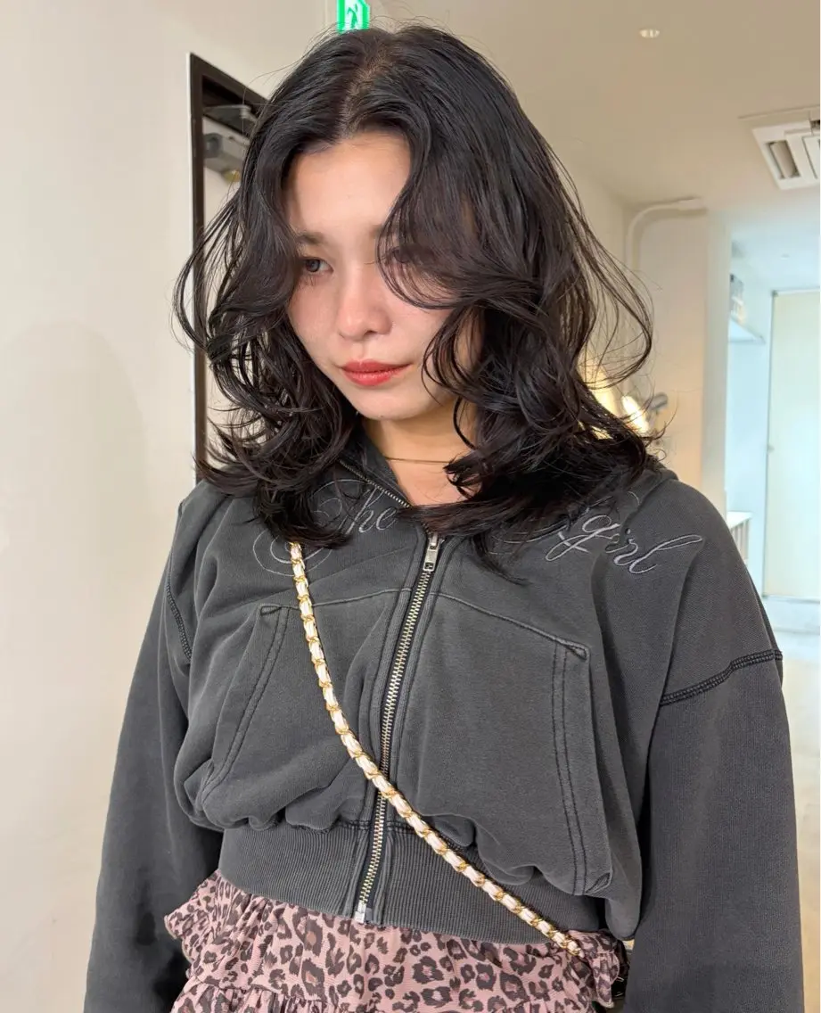ミディアム カラー ブリーチ ダブルカラー ブリーチなしカラー カット ヘアカラー mizuki/ピンク ベージュ.レイヤーのヘアスタイル