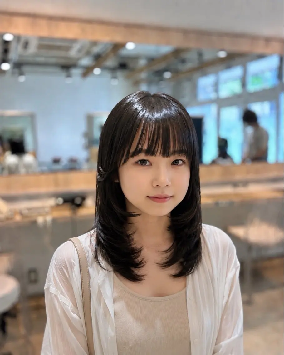 ミディアム ハイレイヤー レイヤーカット カット 髪質改善‪✕‬艶髪 ／Hinataのヘアスタイル