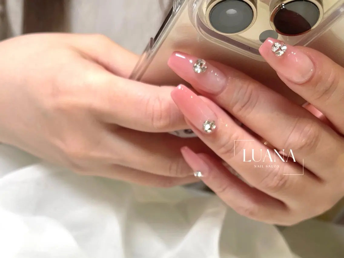 ネイル Nail Salon Luanaのネイルデザイン