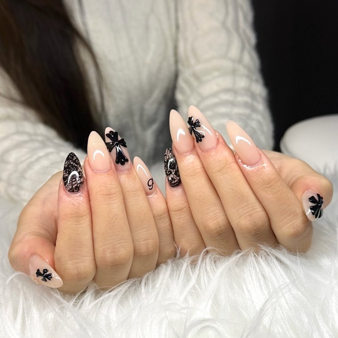 ネイル レース ハンドネイル Luo Silque 立川Yuuka🤍のネイルデザイン