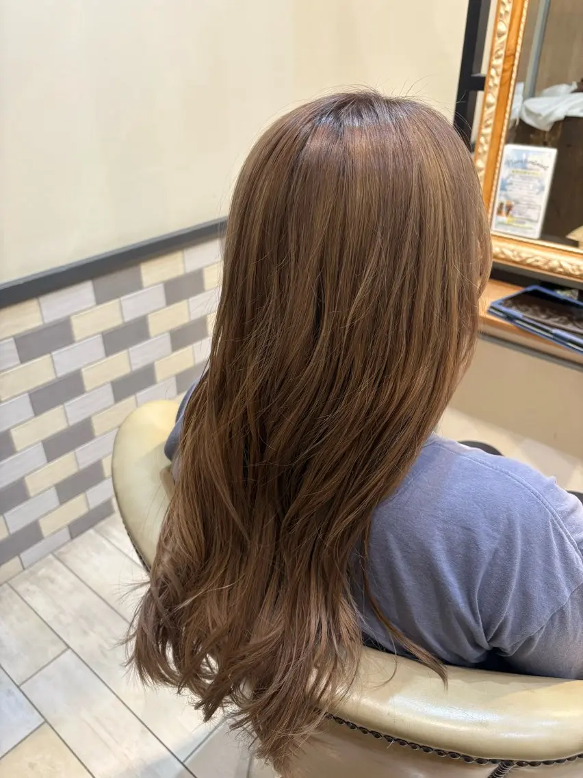 ロング ヘアカラー トリートメント SUZUKI AIRIのヘアスタイル