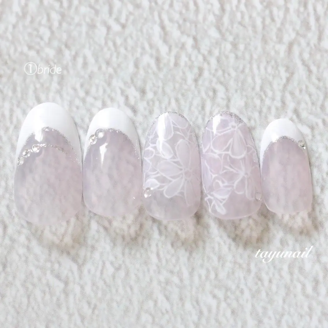 ネイル アートネイル ブルー フラワーネイル フレンチネイル ジェルネイル ネイルサロン 【たゆnail】のネイルデザイン