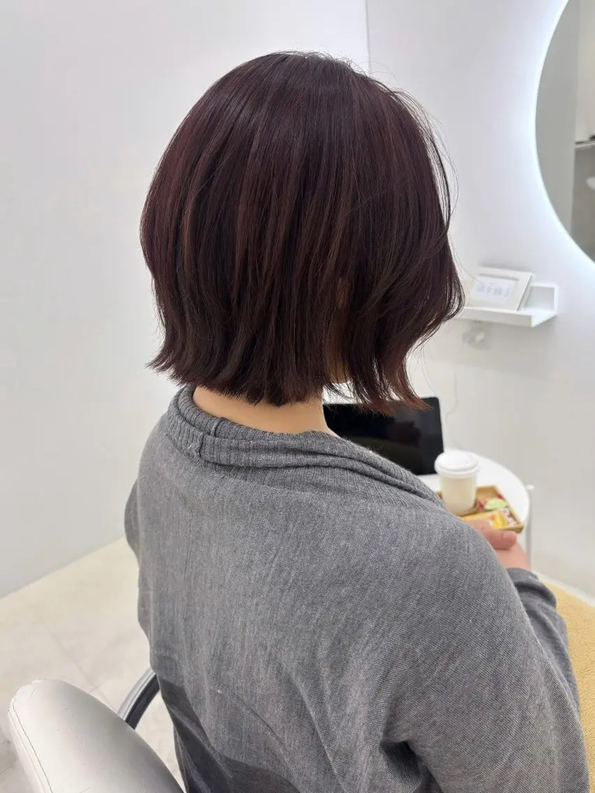 ショート カラー カット トリートメント 【aini天王寺】 𝐚𝐢𝐫𝐢✂︎のヘアスタイル