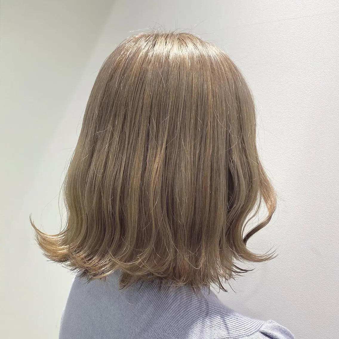 ミディアム カラー エフェクトブリーチ 🌟前澤啓太朗のヘアスタイル