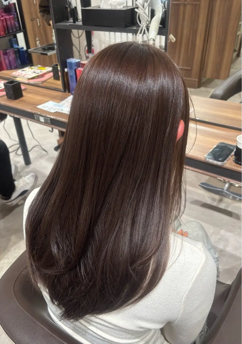 セミロング 山田 悠朱里のヘアスタイル