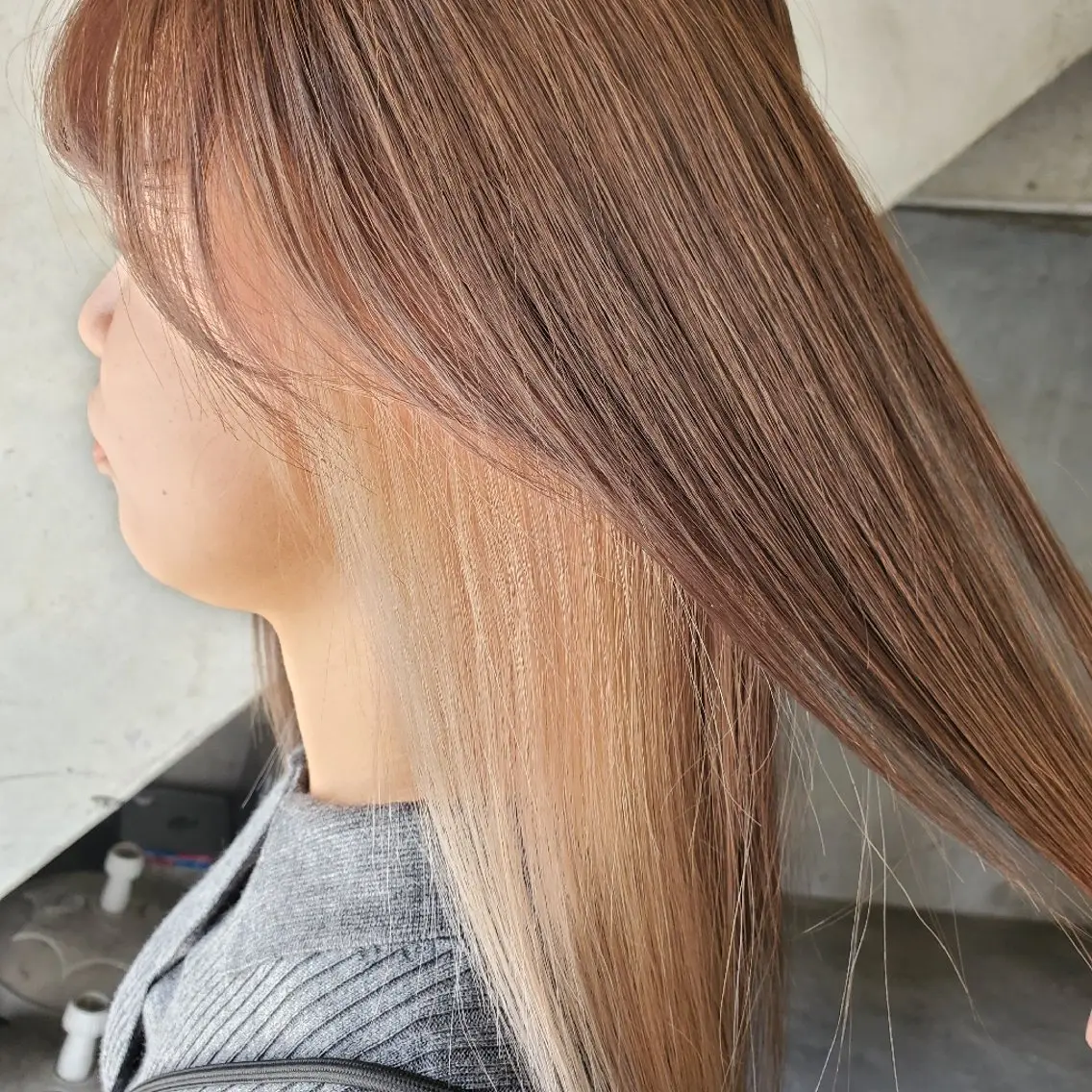 カラー インナーカラー ヘアカラー 浦川 敬太のヘアスタイル