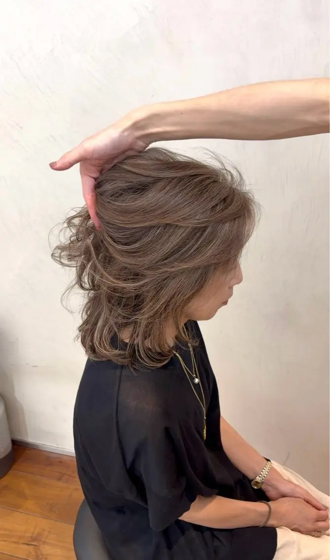 セミロング カラー ヘアカラー トリートメント 佐藤優晟/カラー/ 癖毛ショート/表参道のヘアスタイル