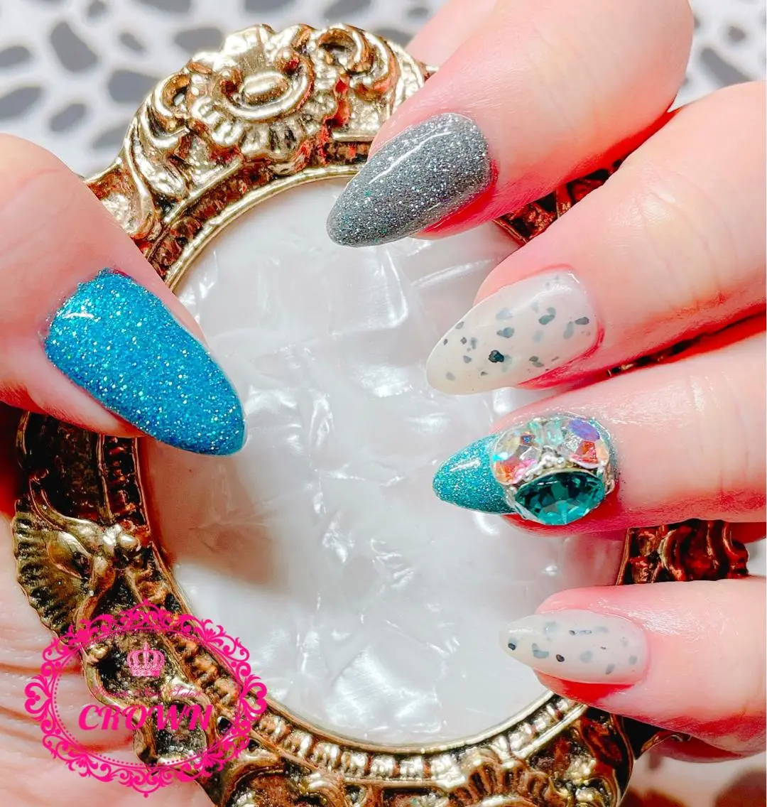 ネイル CROWN プライベートサロンのネイルデザイン