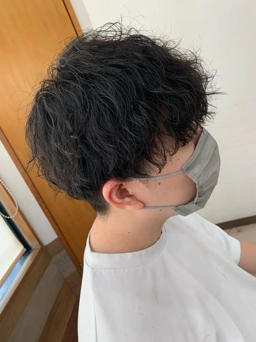パーマ メンズ メンズパーマ カット パーマ 比嘉 秀弥のヘアスタイル