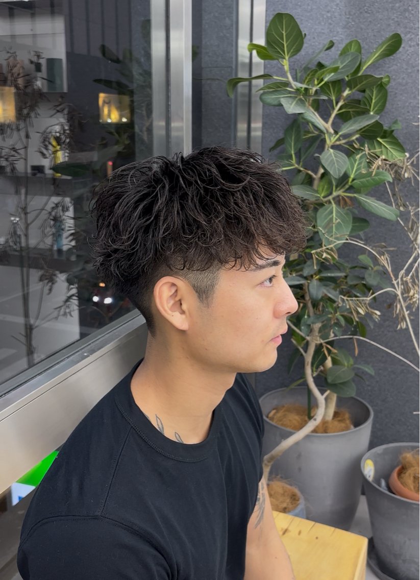 カット+ルーズパーマの写真