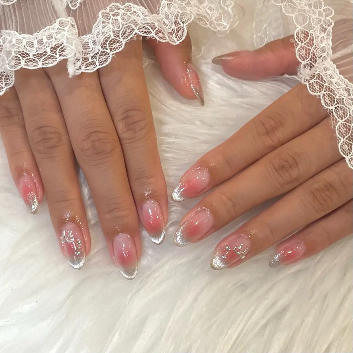 ネイル チークネイル マグネットネイル yurika 🌷.*･ﾟのネイルデザイン