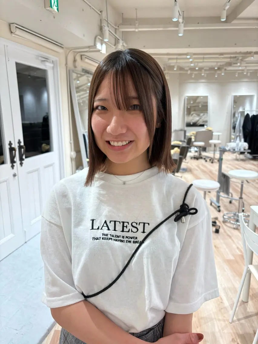 ショート ボブ 与那嶺 亜美のヘアスタイル