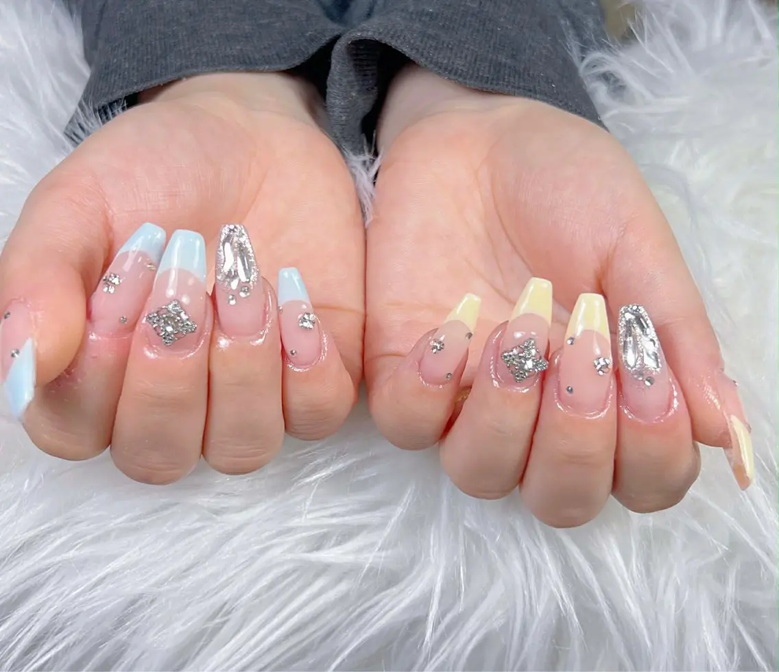 ネイル アートネイル オーロラネイル チークネイル 長さ出し フットネイル Miya _nailのネイルデザイン