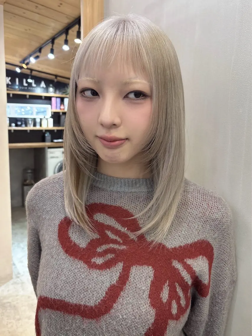 ミディアム カラー ヘアカラー ダブルカラー/寒色 カラー/リリカ🦕のヘアスタイル