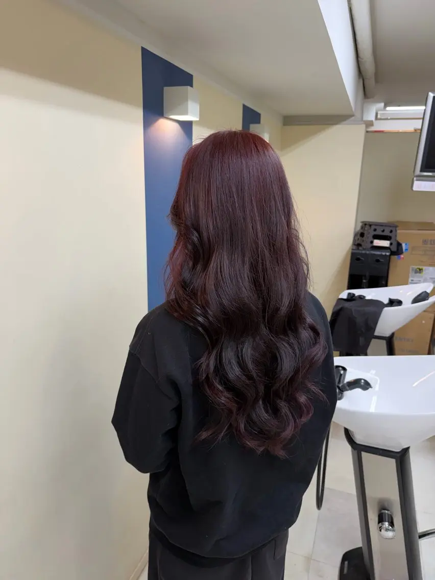 ロング ヘアカラー Y Uのヘアスタイル