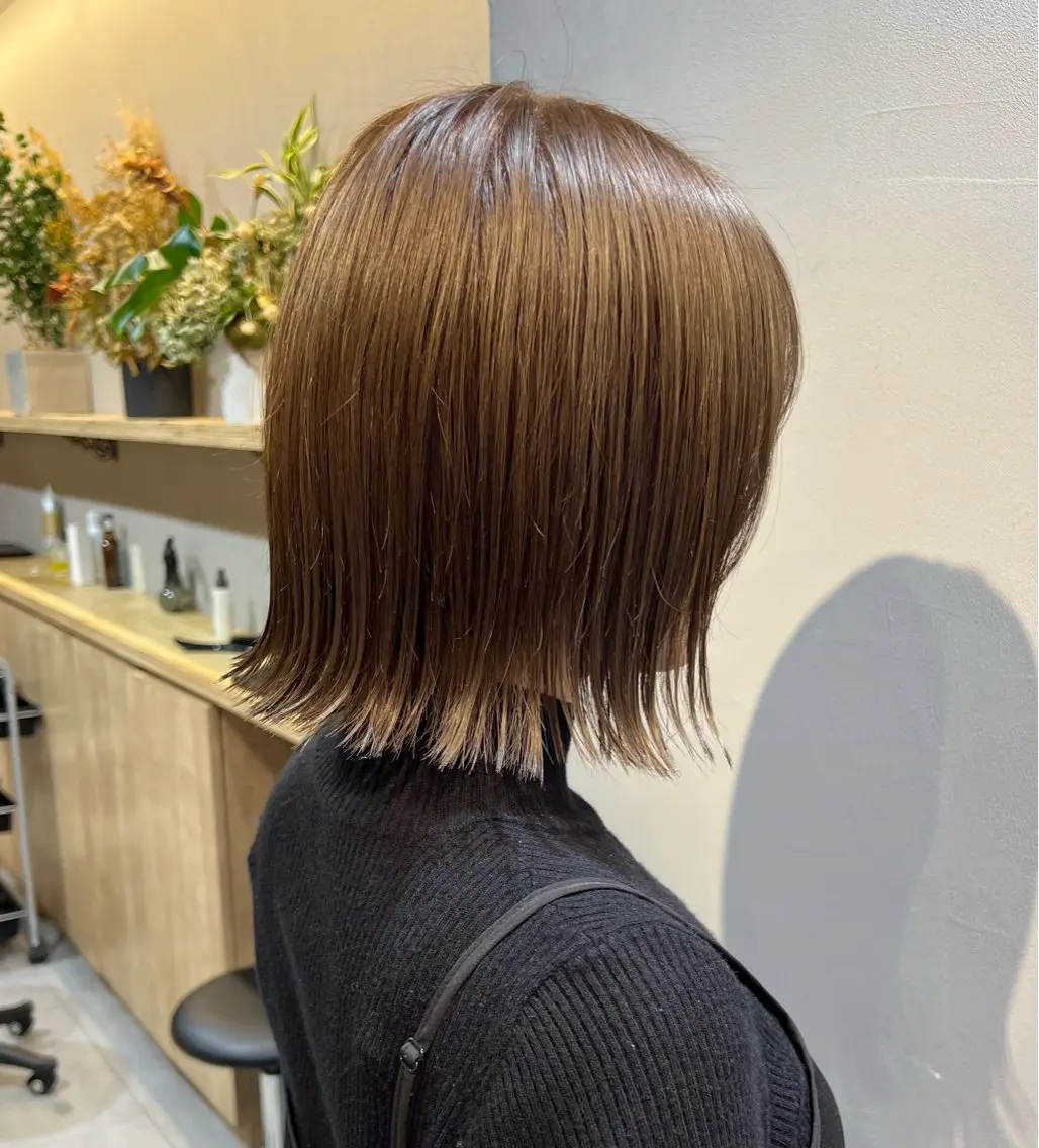ショート カラー 切りっぱなしボブ ボブ 神戸ボブ✂️ ioe三宮/田 伸佳のヘアスタイル