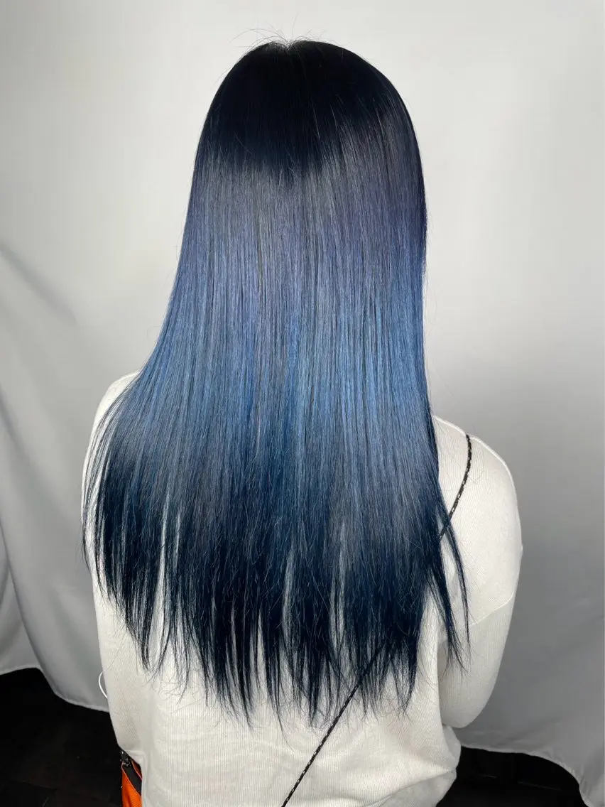 ロング カラー ブリーチ 中川原 大介のヘアスタイル