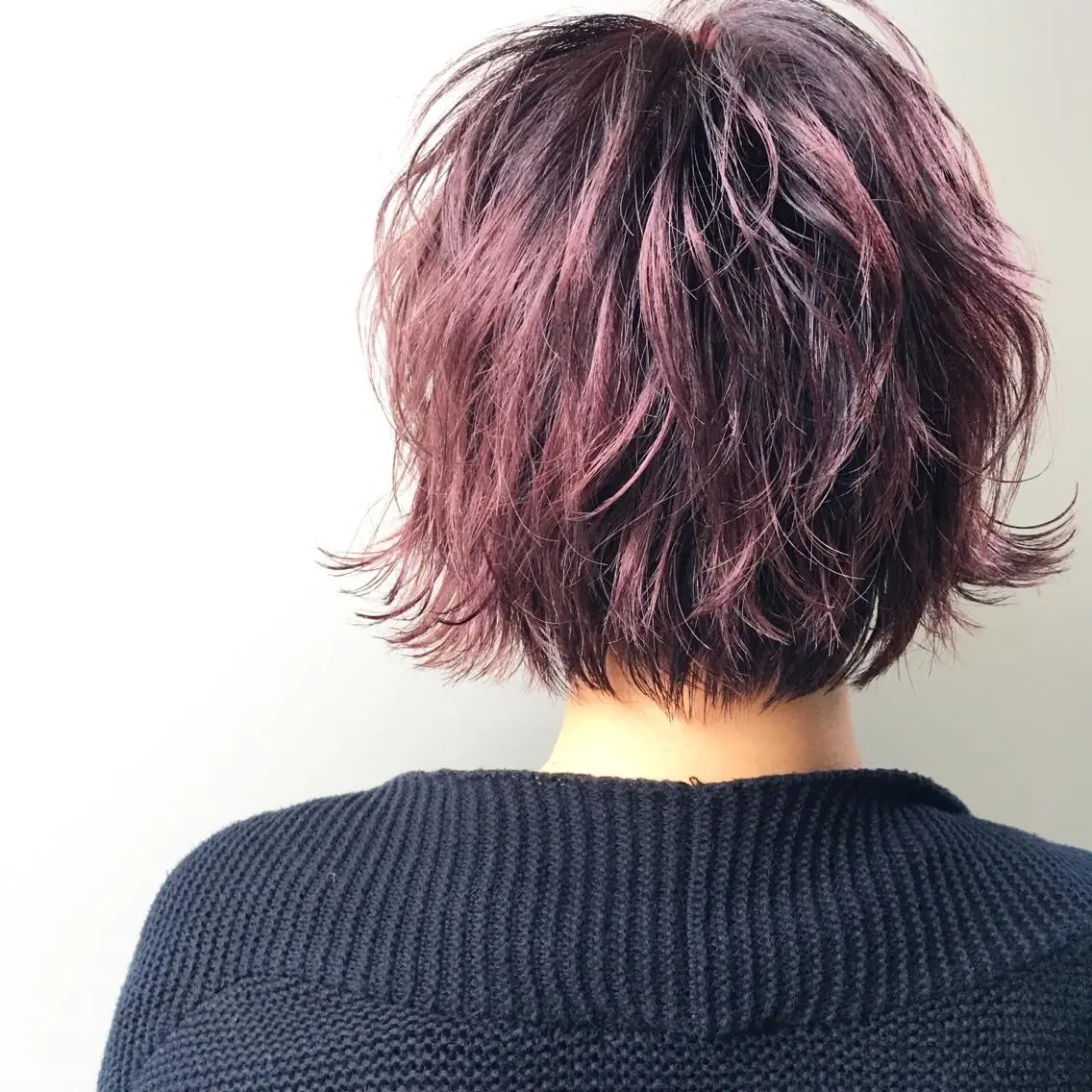 ショート パープルカラー 中野 恵脩のヘアスタイル