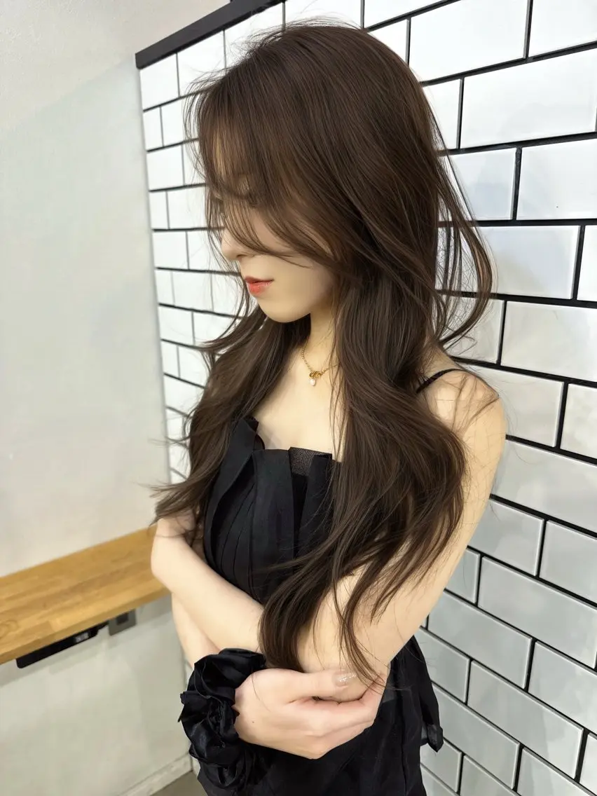 ロング カラー レイヤーカット AIRI layer cut hairのヘアスタイル