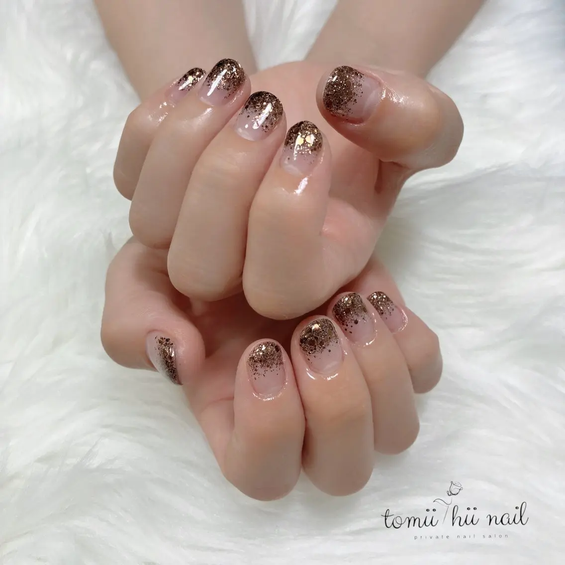 ネイル ゴールド グラデーション ラメ(グリッター) ラメグラデーション ハンドネイル tomii-hii -nailのその他イメージ