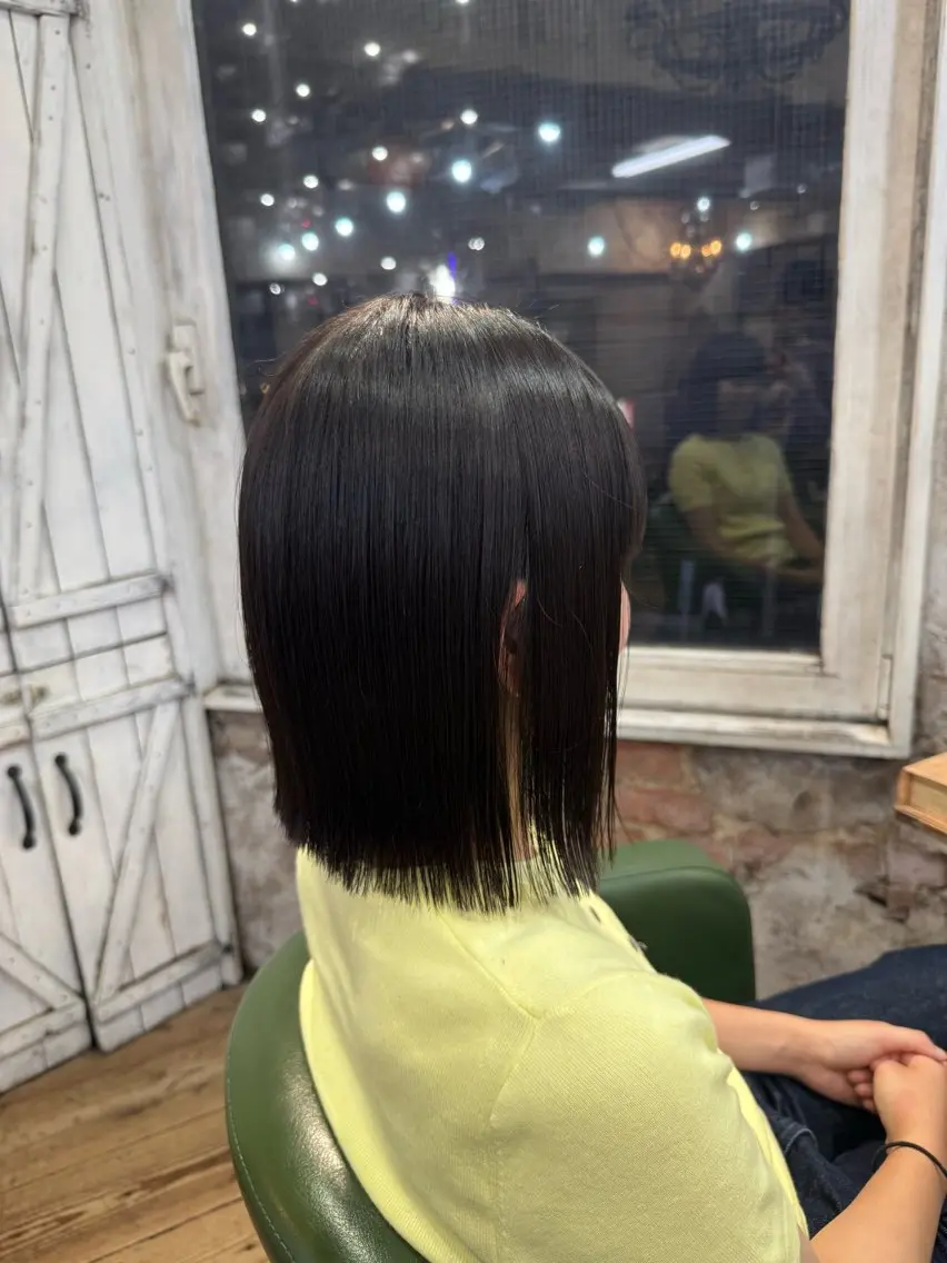 ショート ボブ 外ハネヘア カット トリートメント ボブ/髪質改善 カラー/縮毛/高山のヘアスタイル