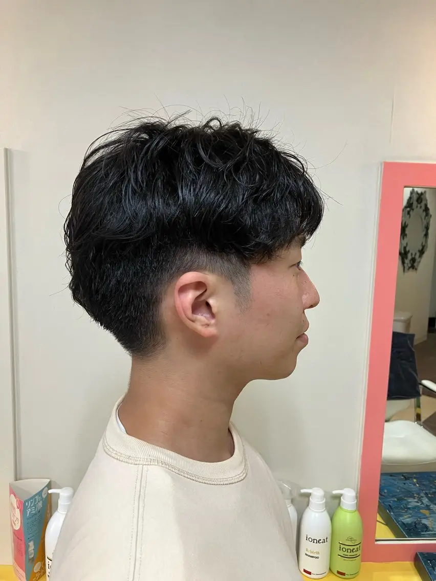 ショート パーマ メンズ 横田 尚登のヘアスタイル