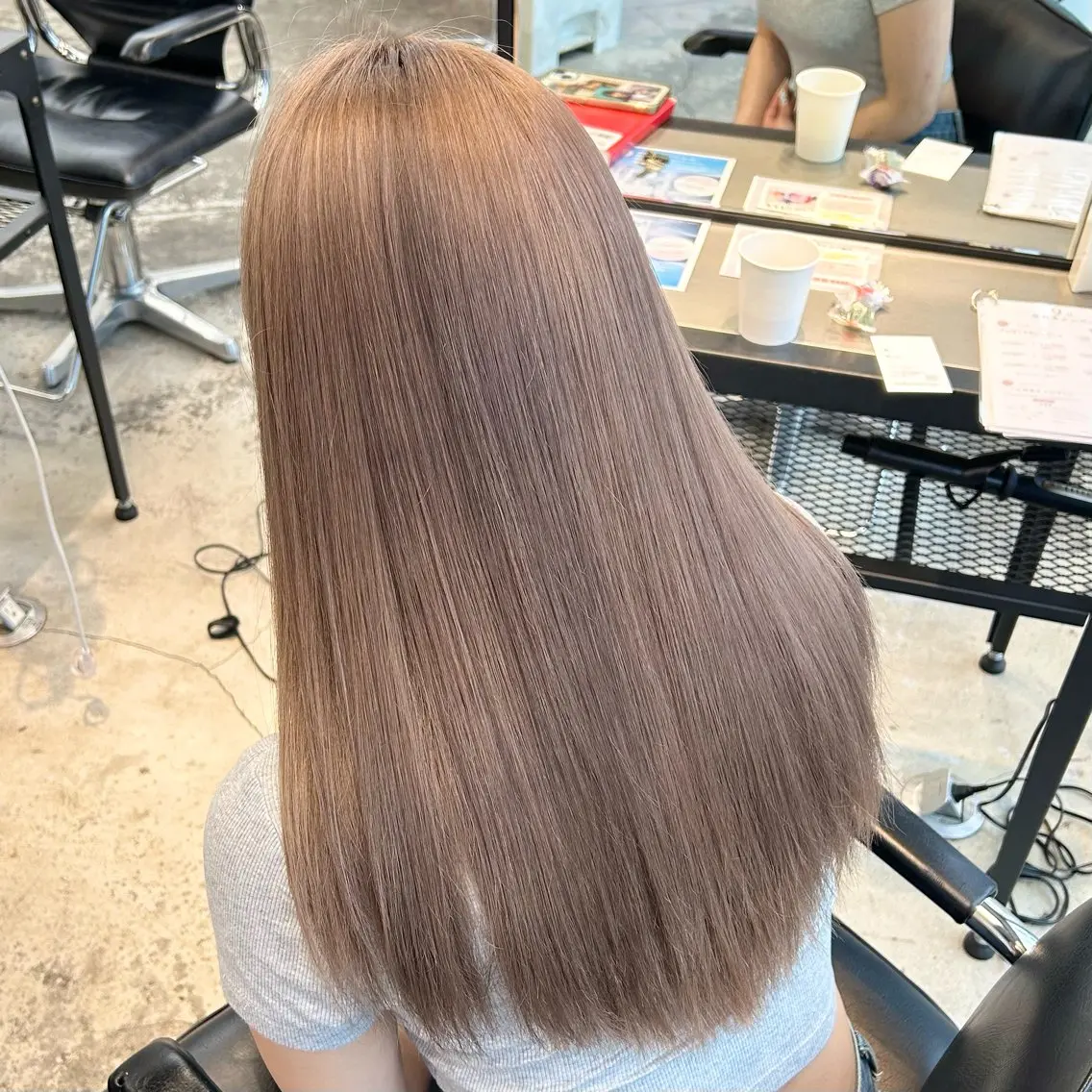 セミロング カラー ヘアアレンジ ヘアカラー 🎀ブリーチ×レイヤ ー🎀 ♡さや♡のヘアスタイル