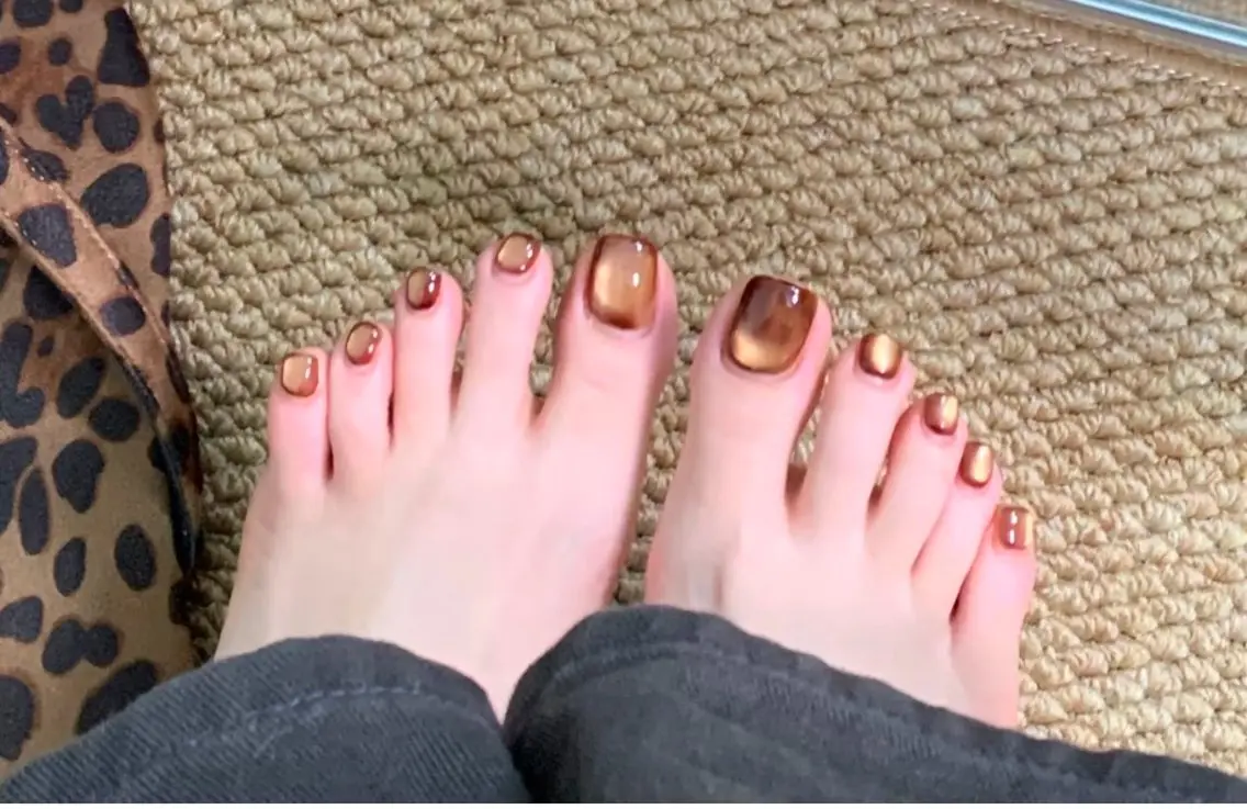 ネイル フットネイル H3 Nail Miniのネイルデザイン