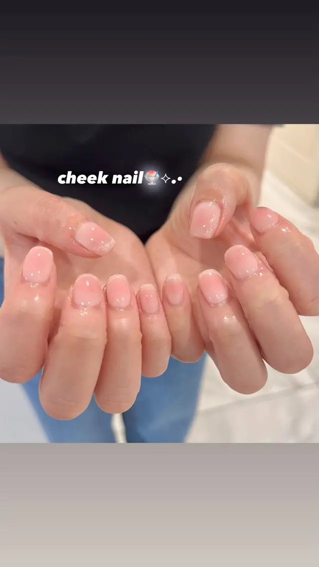 ネイル チークネイル 🎀チーク/ちゅるん 🫧chisa🎀のネイルデザイン