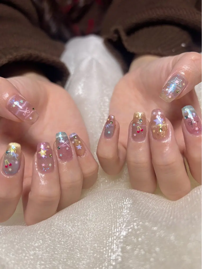 セミロング ハンドネイル mer natsumiのネイルデザイン