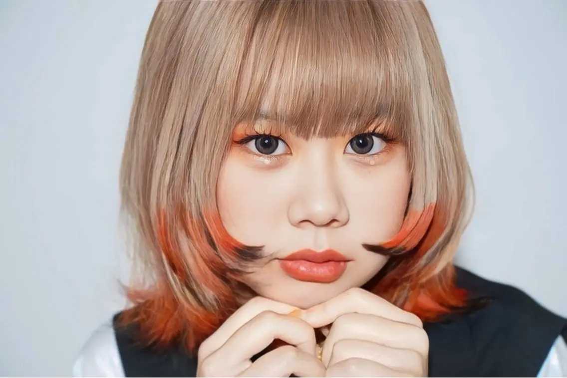 ミディアム カラー ヘアカラー ブリーチ×ハイトーン 🔥小林達哉のヘアスタイル