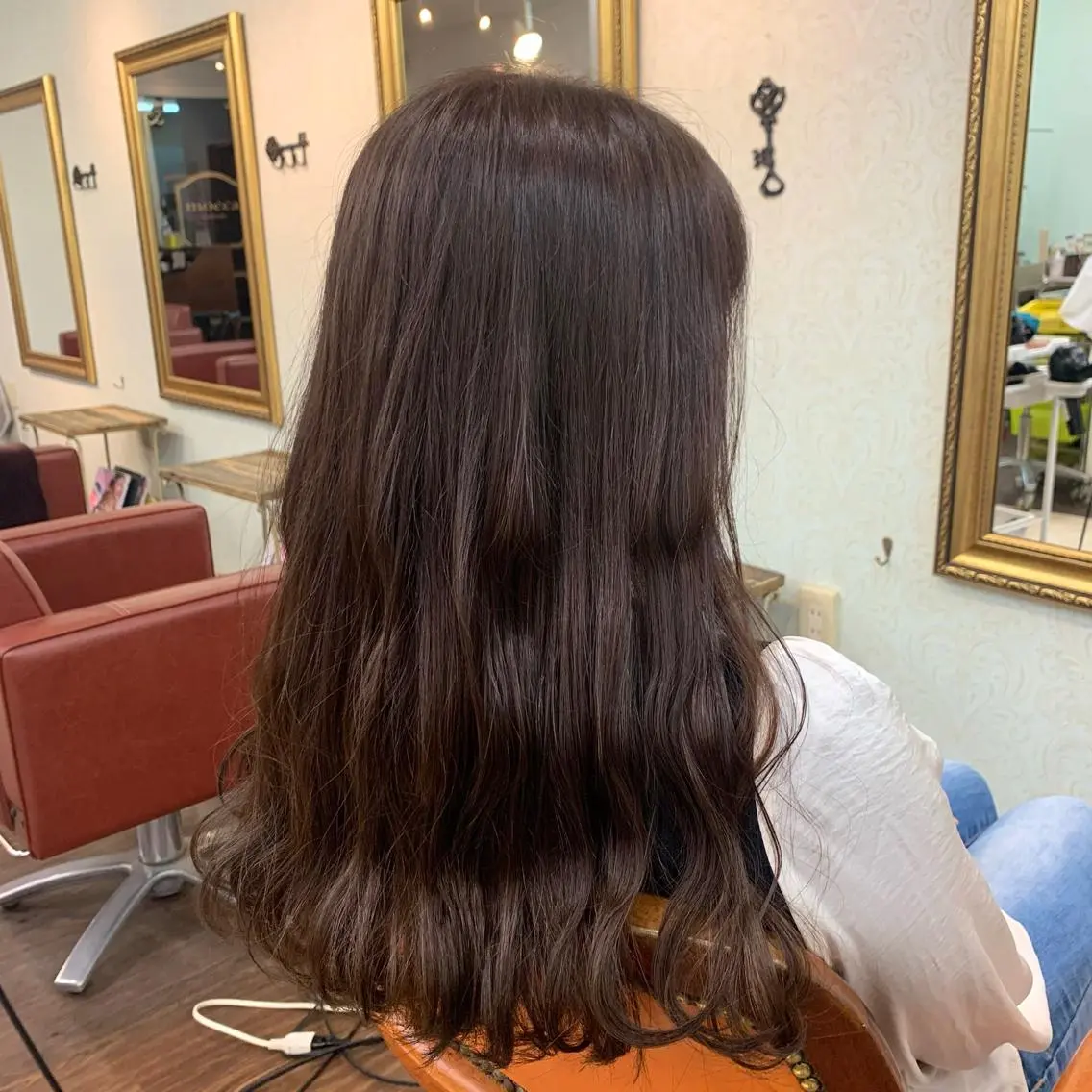 ロング カラー ヘアアレンジ ブリーチ ブラウンカラー ブリーチなしカラー ピンクカラー ピンクブラウン ハセガワ セイカのエステ・リラクイメージ