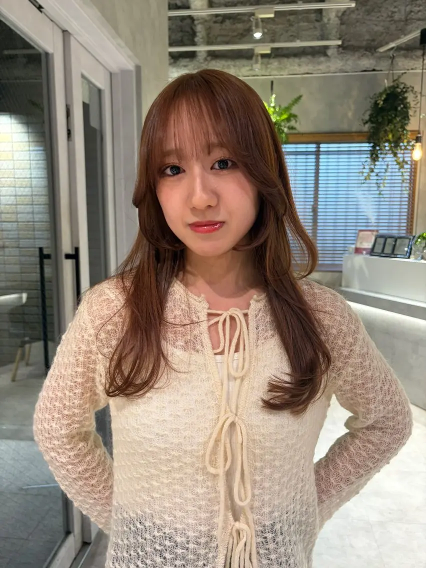 ロング カラー ベージュカラー ブリーチ ショコラベージュ 透明感カラー ブリーチなしカラー カット ヘアカラー ピンクカラー/ mana🎀のヘアスタイル