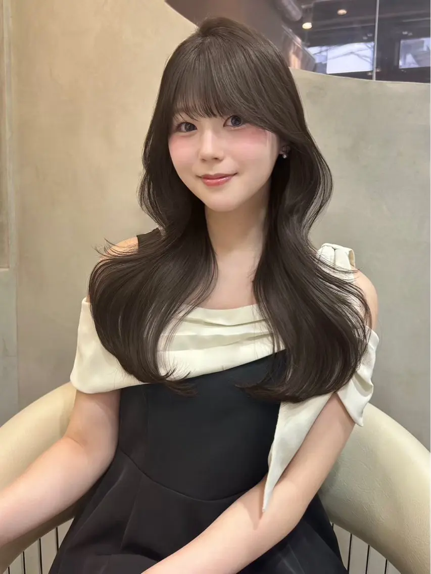 ロング 浦和うる艶 縮毛矯正⭐️セナ🎀のヘアスタイル