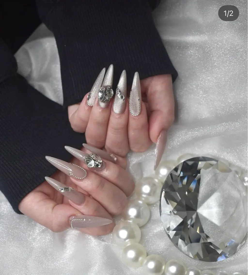 ネイル アートネイル ジェルネイル ガーリー キラキラネイル Nihonthy Nail 新宿のネイルデザイン