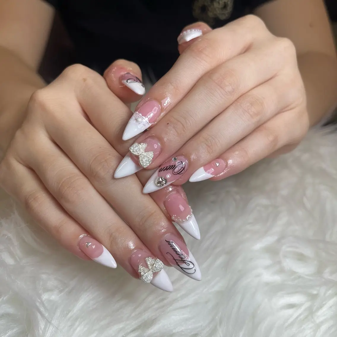 ネイル ハンドネイル NiJi Nailsのネイルデザイン