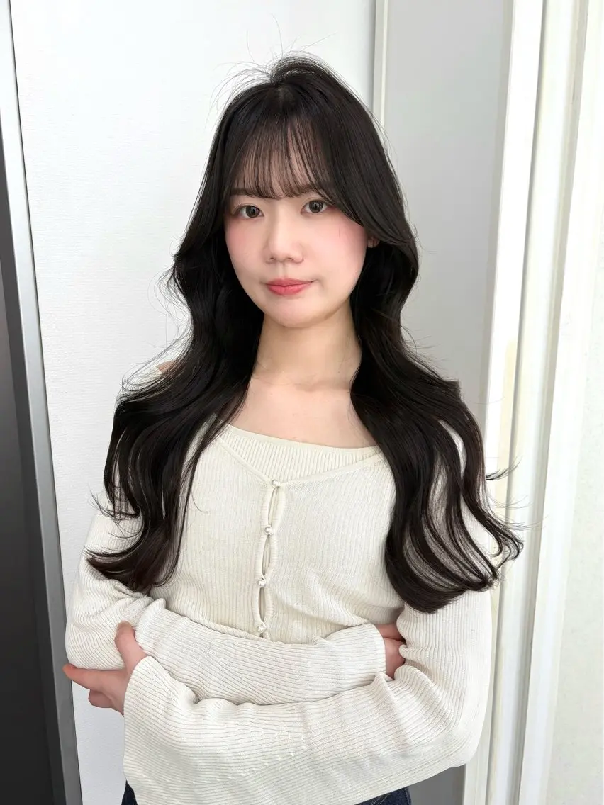 ロング カラー レイヤーカット MEI🎀つやカラー 🎀レイヤー🎀渋谷のヘアスタイル