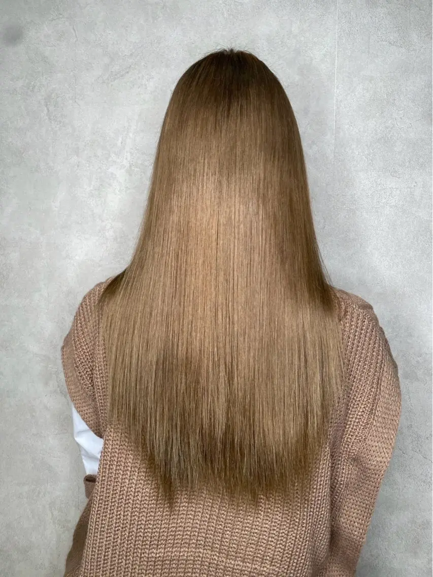 ロング カラー エクステ 佐々木 りあのヘアスタイル