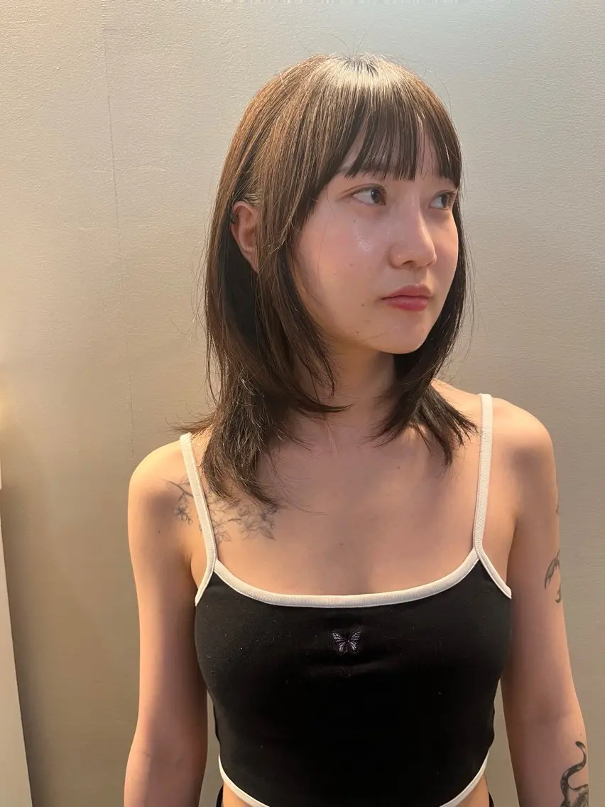 ミディアム ボブレイヤー ボブ 顔まわりレイヤー ハイレイヤー 韓国風ヘア レイヤーカット\ウル フ　chinatsuのヘアスタイル