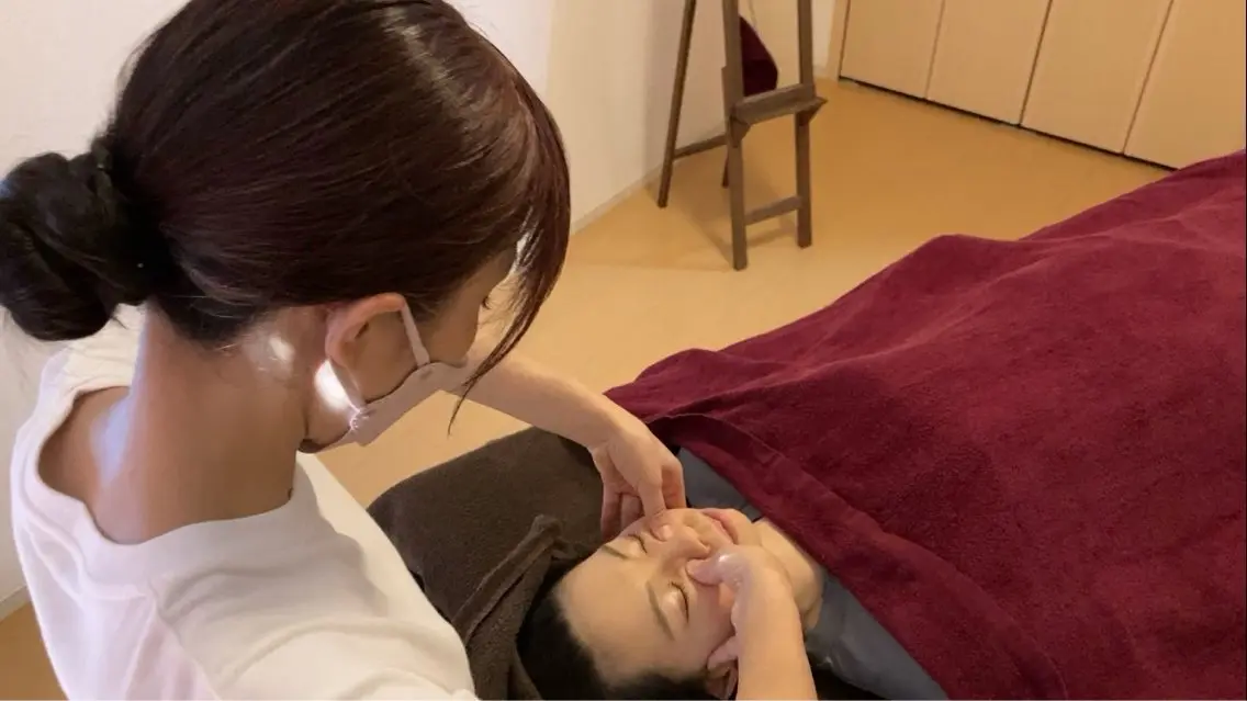 美顔調整セラピーの写真